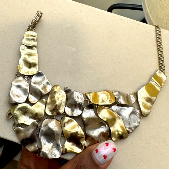 Beautiful silver and gold necklace - Picture 1 of 2
